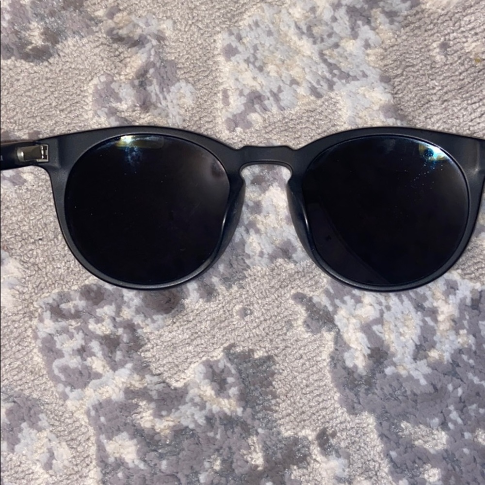 Diff Eyewear Sunglasses With Case View 4